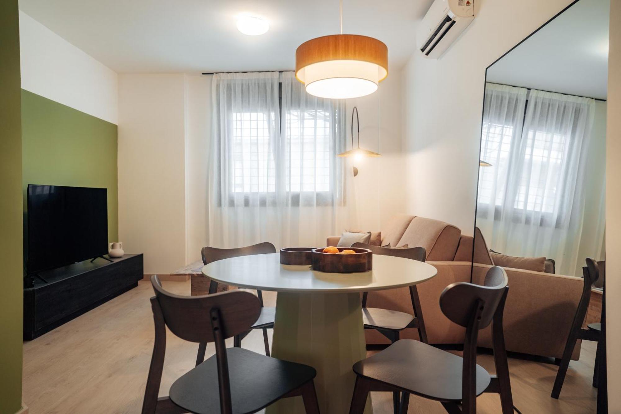 Los Olivos Apartments By Olala Homes Seville Exterior photo